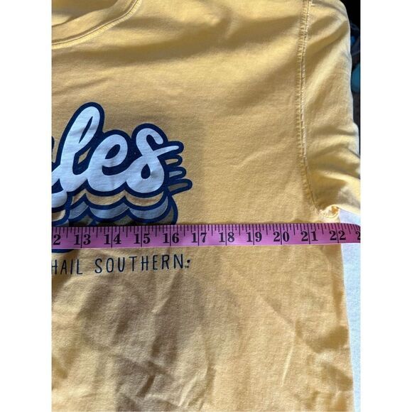 Comfort Color's Yellow & Gildan White Lace-Up Short-Sleeve T-Shirts Bundle Size - Picture 6 of 9